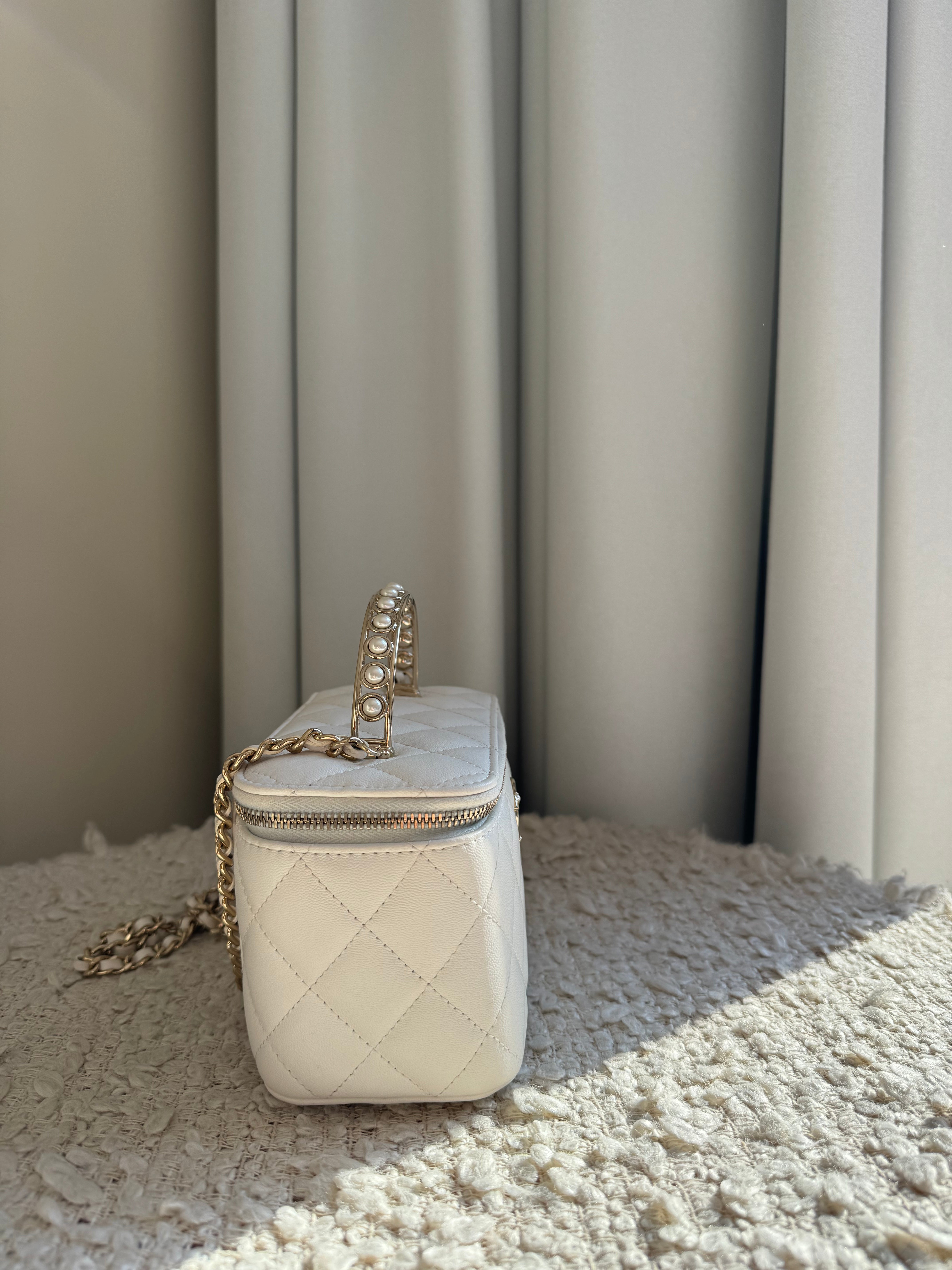 Chanel Pearl Vanity case White Bag