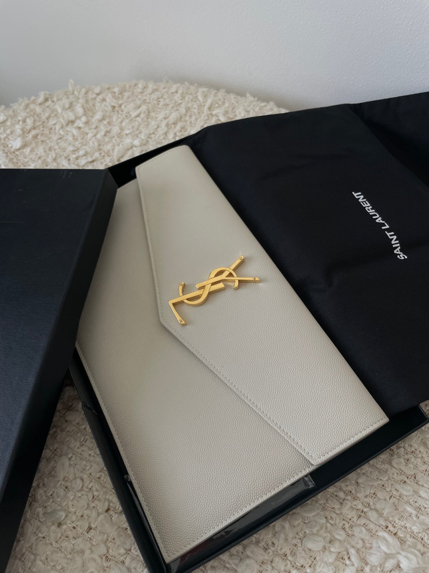 Клатч Saint Laurent Uptown