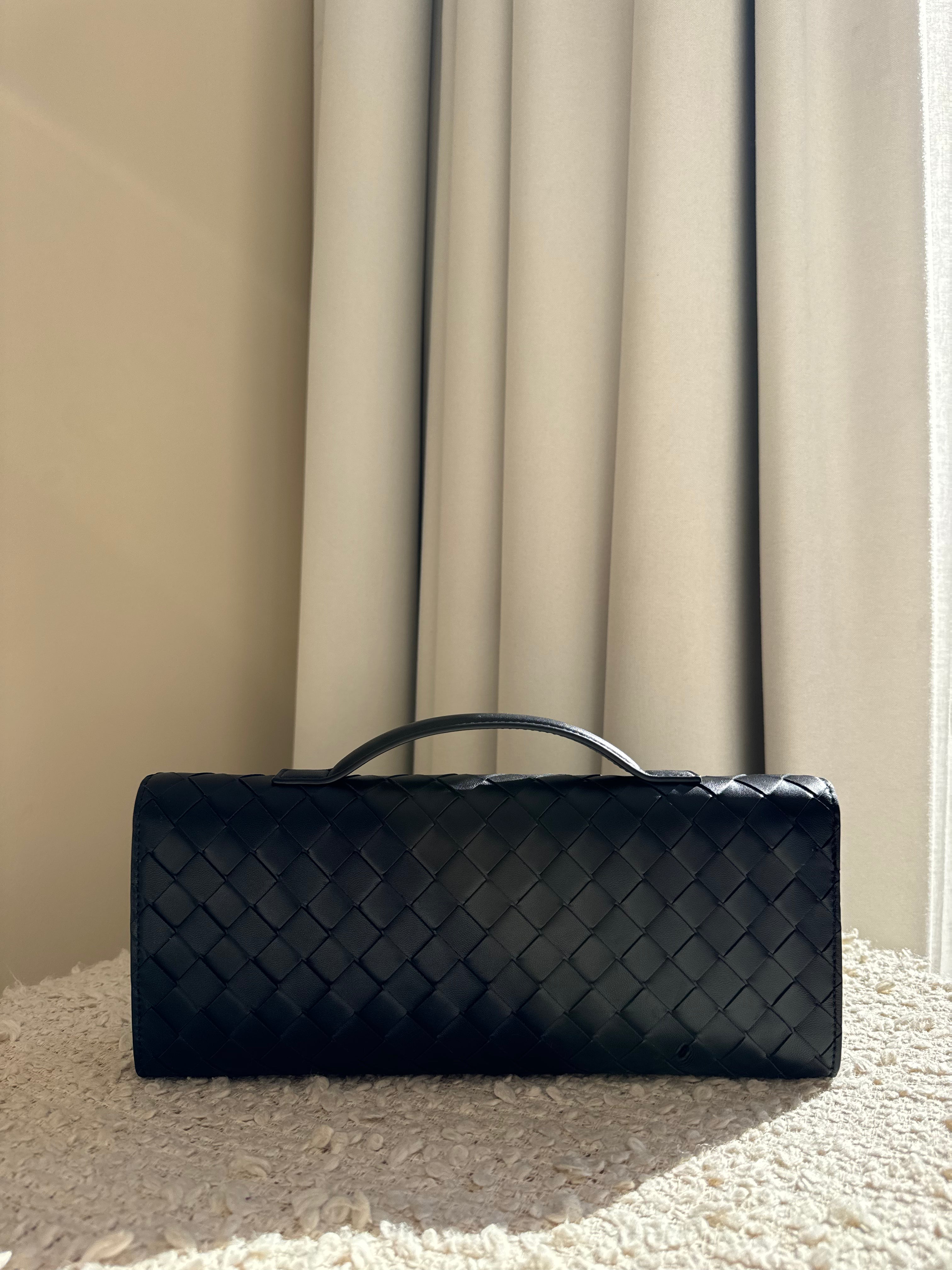 Bottega Long handle Black Clutch